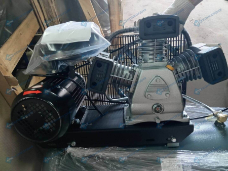 Поршневой компрессор Remeza СБ4/С-100.LB40 фото